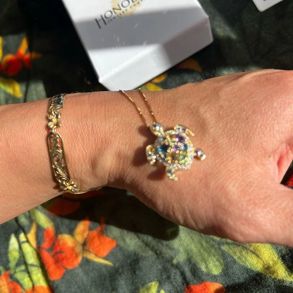 14k Gold Turtle 🐢 Pendant Necklace w/ Gemstones and diamonds 14k chain - Picture 4 of 6